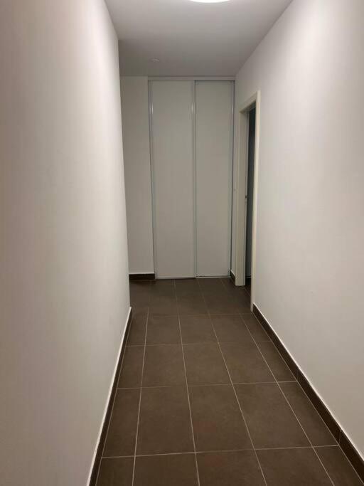 Appartement Red Jardin Tres Calme Сен-Луи Экстерьер фото
